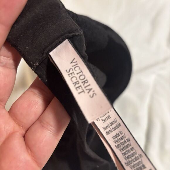 Victoria Secret Women's Bra Incredible 36D Classic Elegant Racerback Underwire - Picture 4 of 9